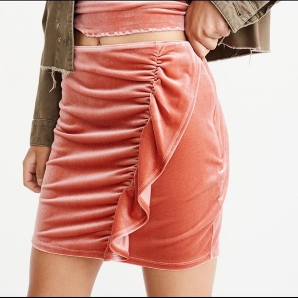 Abercrombie & Fitch Velvet Ruffle Skirt Coral Pink Size S - Picture 1 of 6